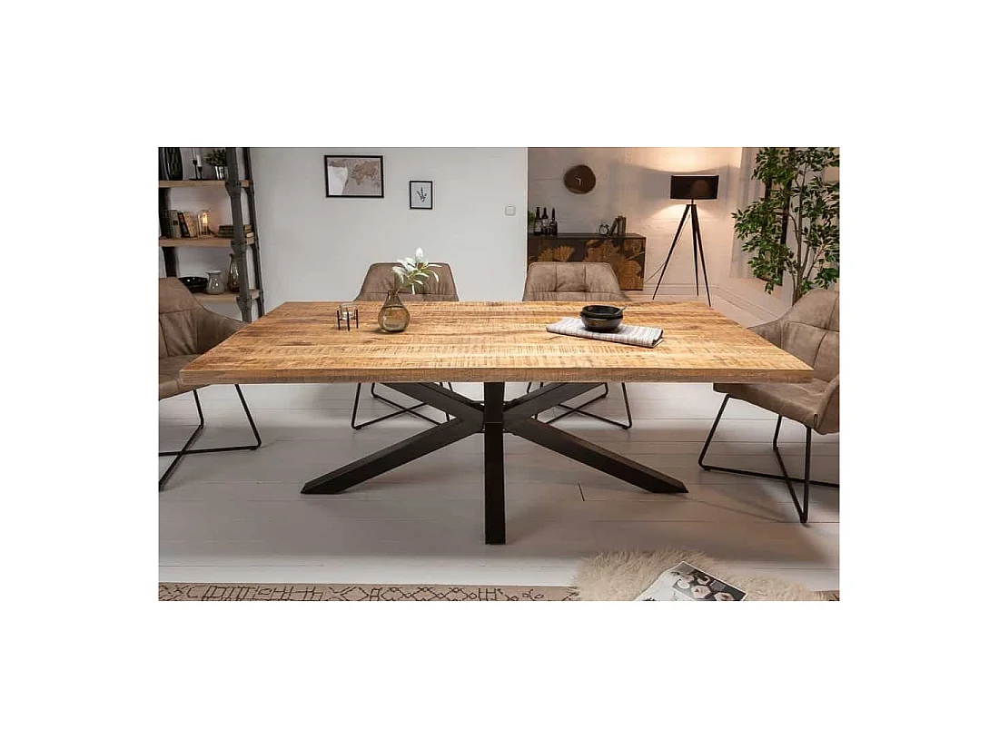 Table SOLARA 160 cm – Plateau en bois de manguier verni et structure en métal noir – Design industriel et charme unique