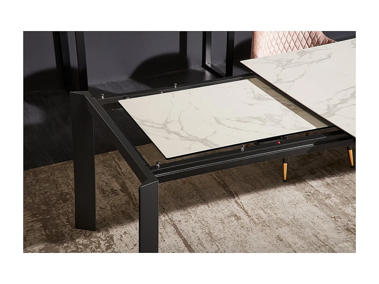 Table SIGRO 180–240 cm – Plateau en céramique effet marbre blanc et structure en métal noir – Table extensible moderne