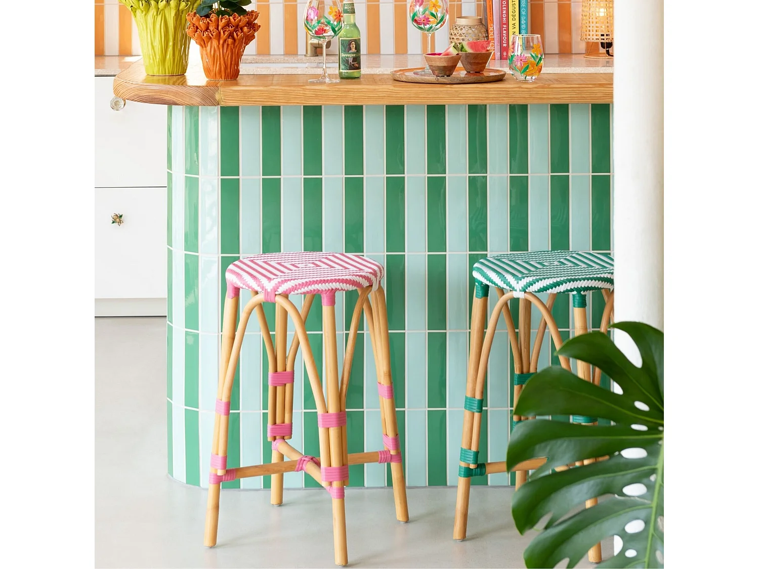 Tabourets parisiens avec assise tressée (lot de 2) - MONTMARTRE