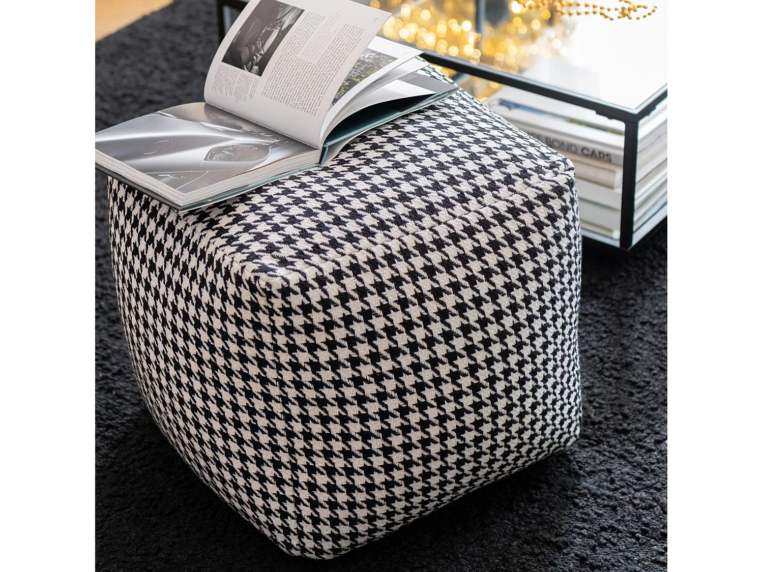 Poufs carrés en tissu pied-de-poule noir et blanc (lot de 2) - POULEA