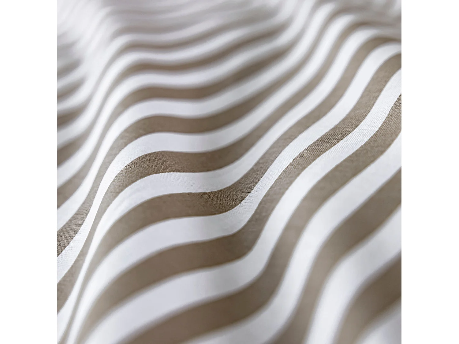 Parure de lit 200x200 coton à rayures taupe Terre de Nuit Horizon