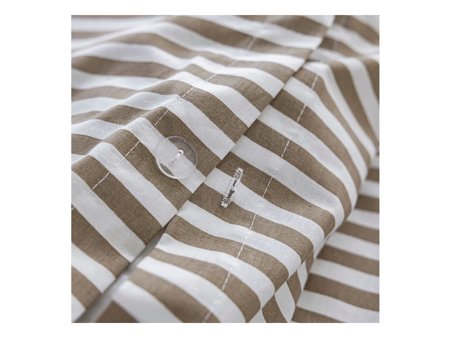 Parure de lit 240x220 coton à rayures taupe Terre de Nuit Horizon