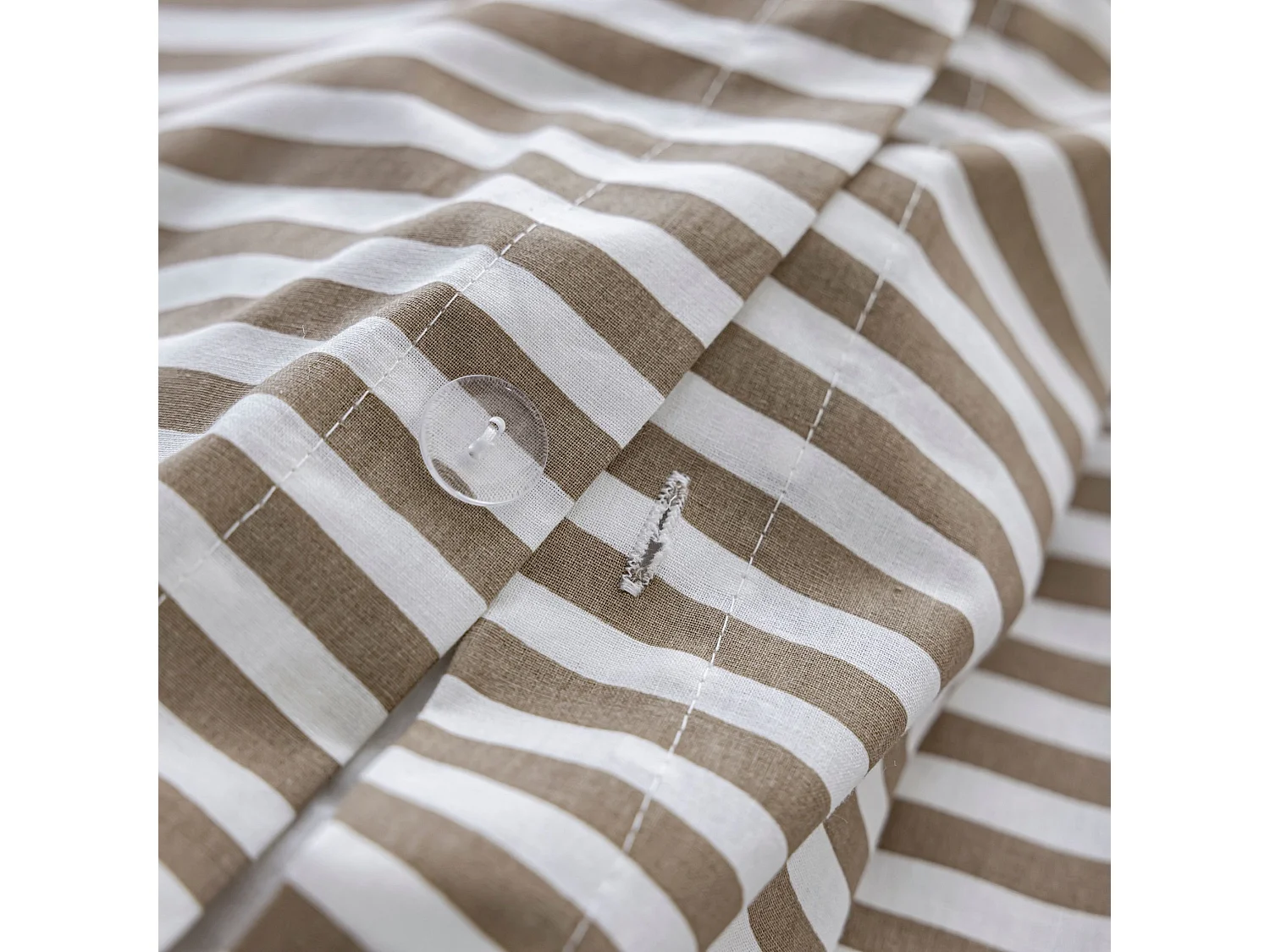 Parure de lit 140x200 coton à rayures taupe Terre de Nuit Horizon