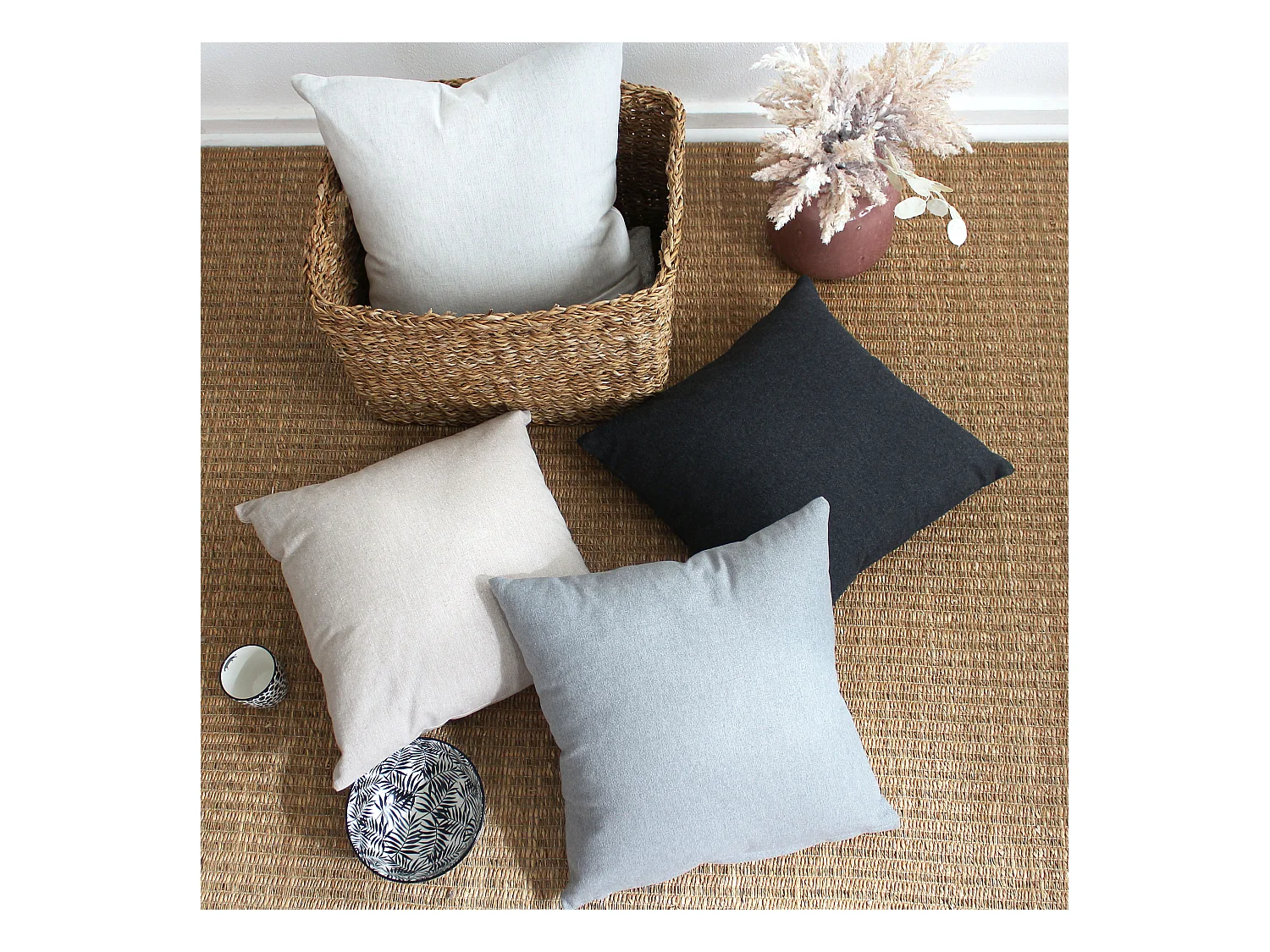 2 coussins carré, déhoussable, gris clair, aspect chiné, collection Dune