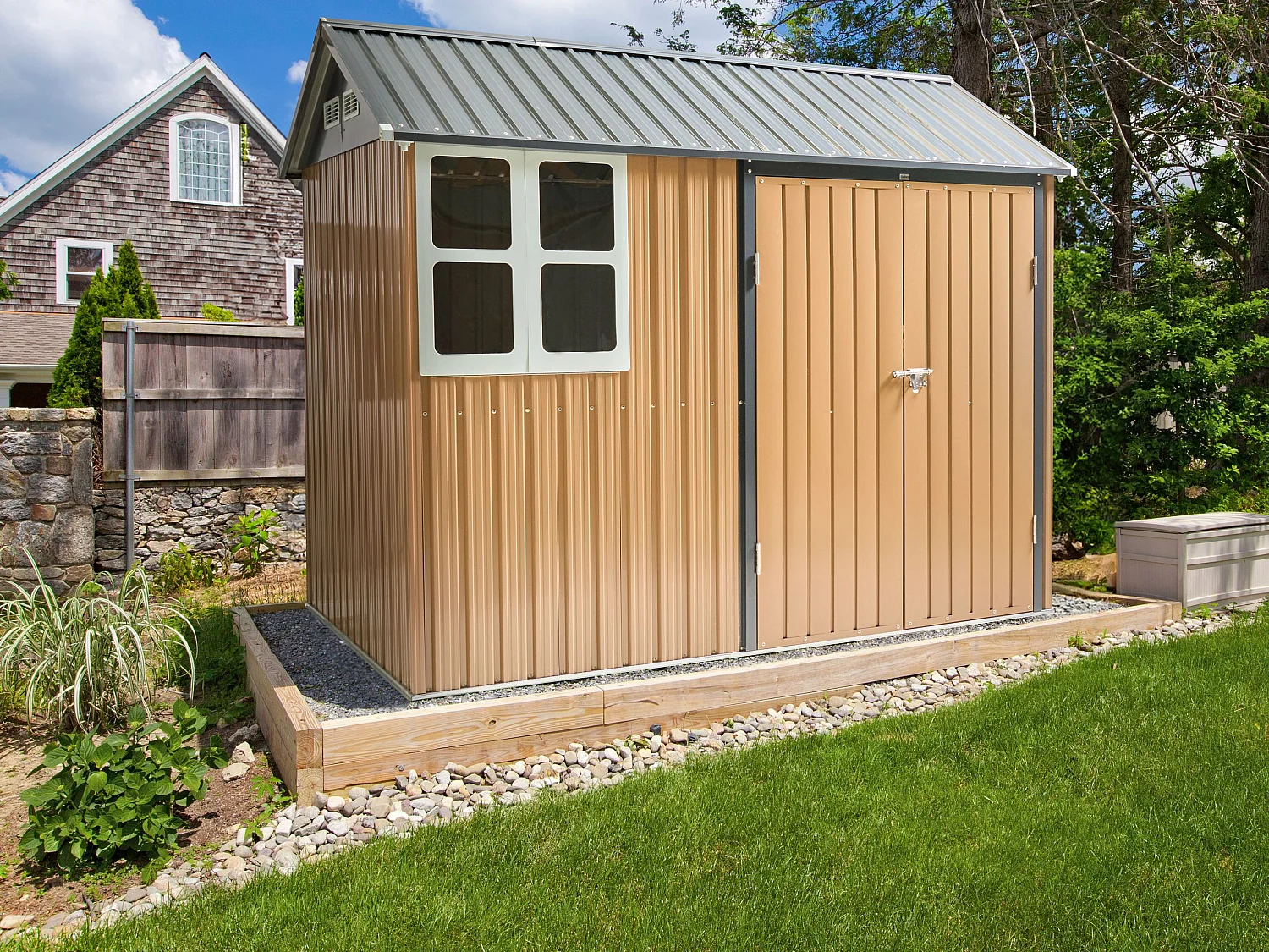 Abri de jardin NOCCIANO 248 cm 161 cm Métal Marron