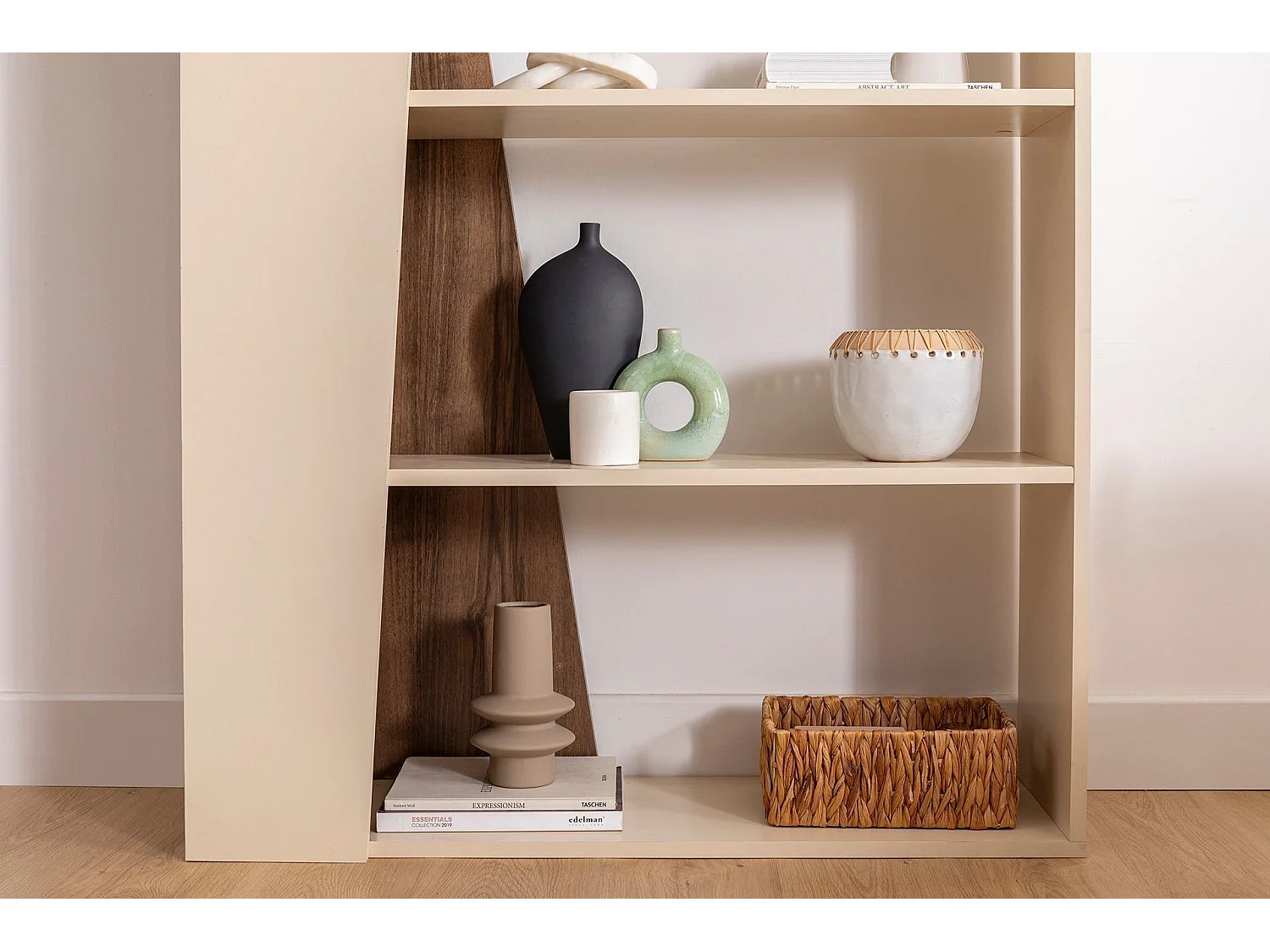 Boekenkast – 100cm x 30cm x 170cm – Walnoot en beige – Melamine gecoate spaanplaat