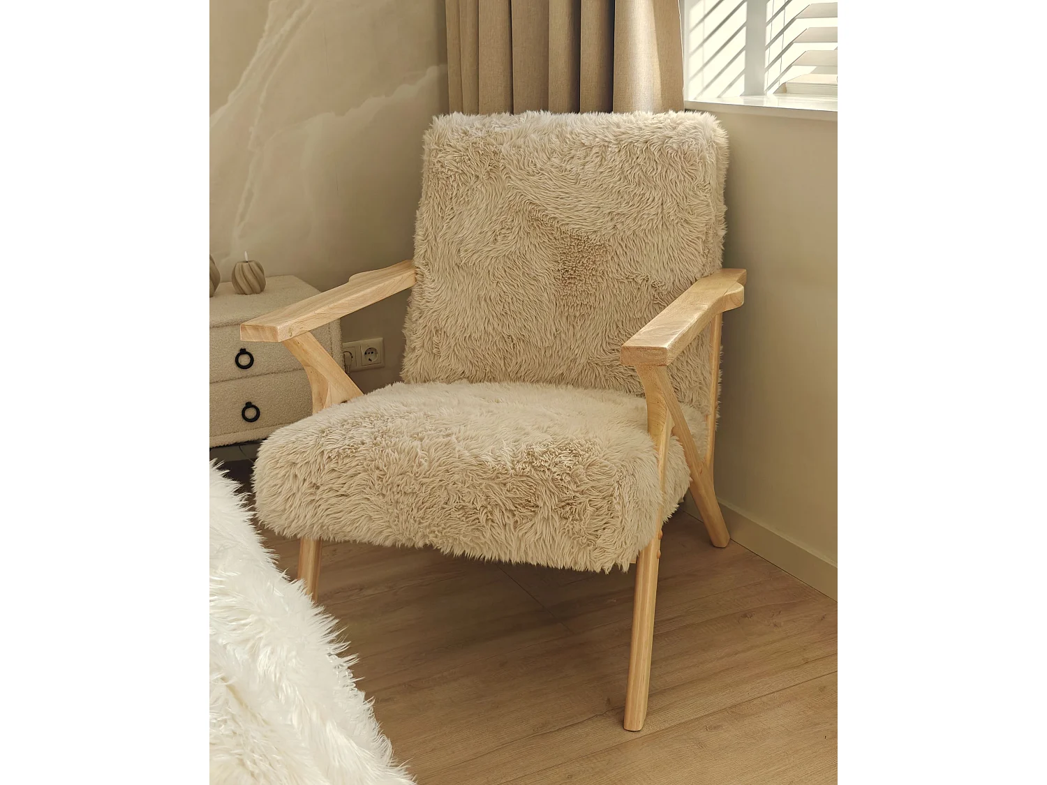 Armchair KISA Faux Fur Light Beige