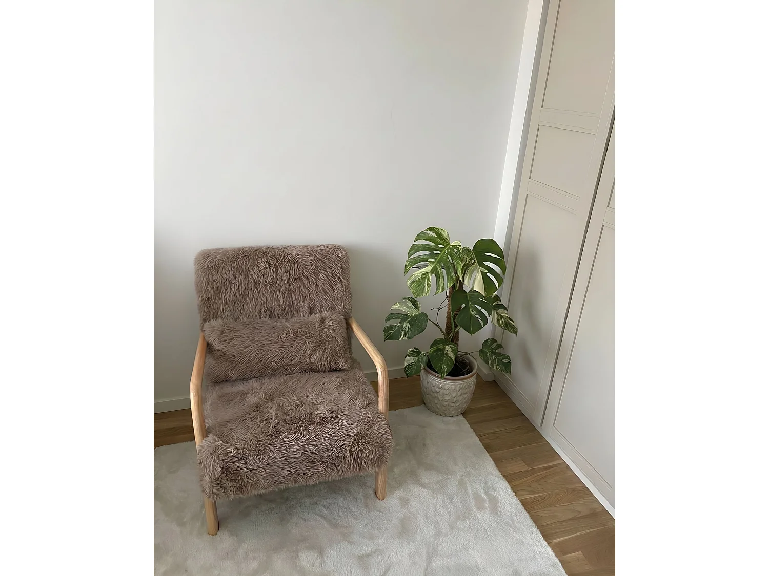 Armchair SKOVDE Faux Fur Taupe