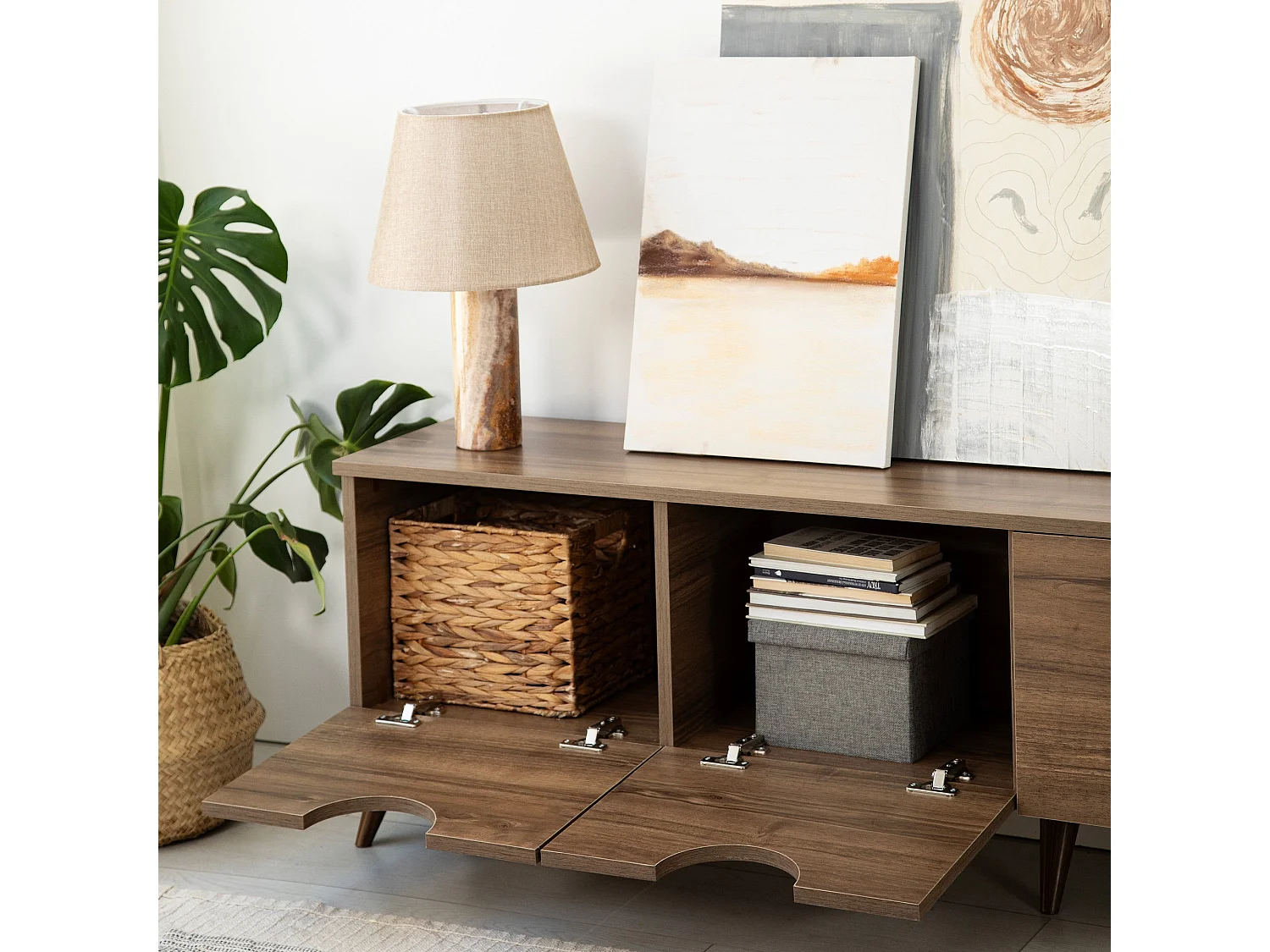 Meuble TV élégant en noyer, 180 cm x 50 cm x 35 cm | 100 % aggloméré mélaminé, épaisseur 18 mm, chants PVC | Design moderne pour le salon