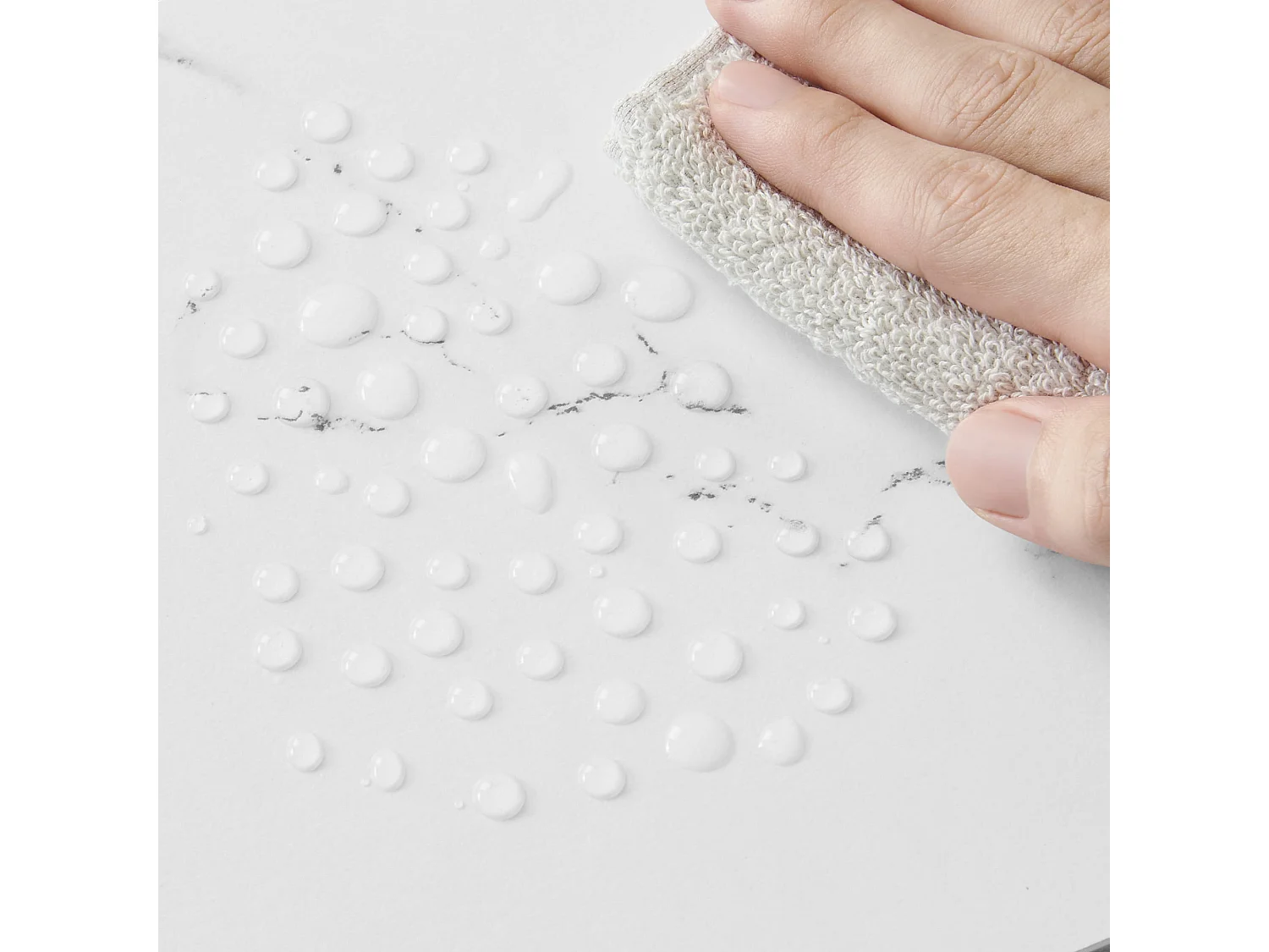 Valora Blumenständer mit 6 Ablagen, Marmor, mit goldenem Eisenrahmen zur Dekoration