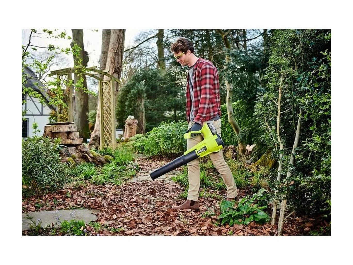 Souffleur sans fil 18V ONE + Turbo Jet RYOBI RY18BLA-140 - 145 km/h - 1 batterie 18V 4,0 Ah et 1 chargeur