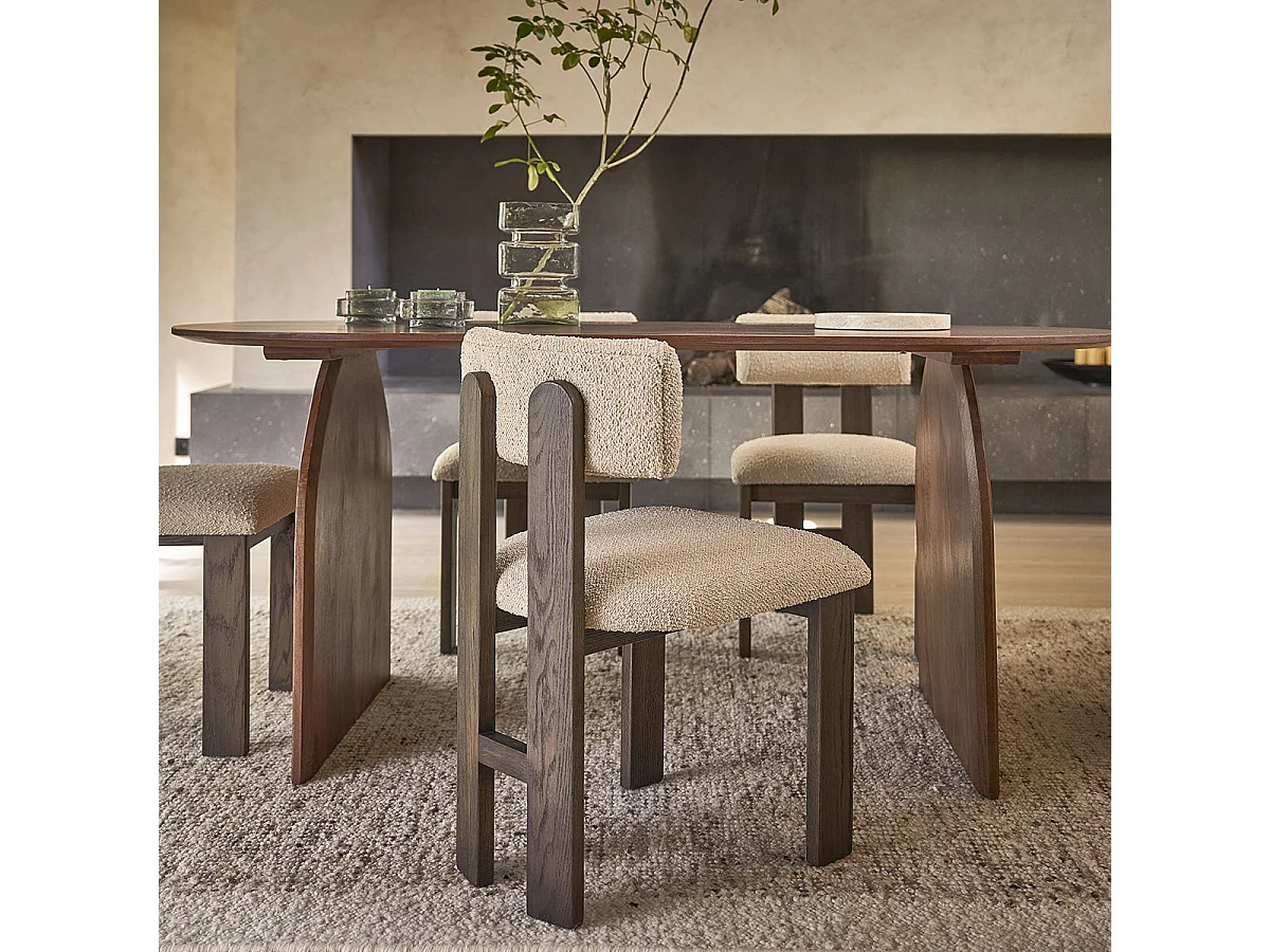 Set di 2 sedie in rovere marrone massello e tessuto bouclé beige