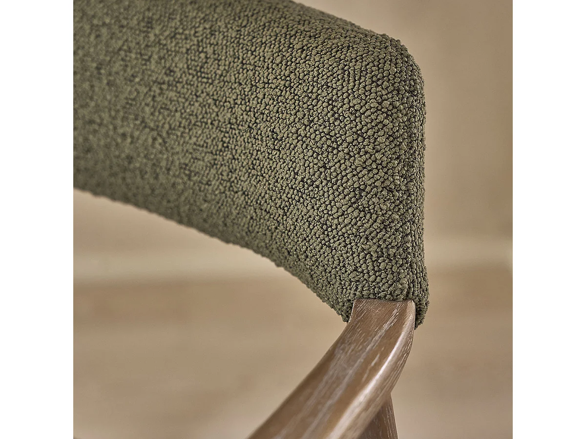 Sedia in rovere e tessuto bouclé kaki