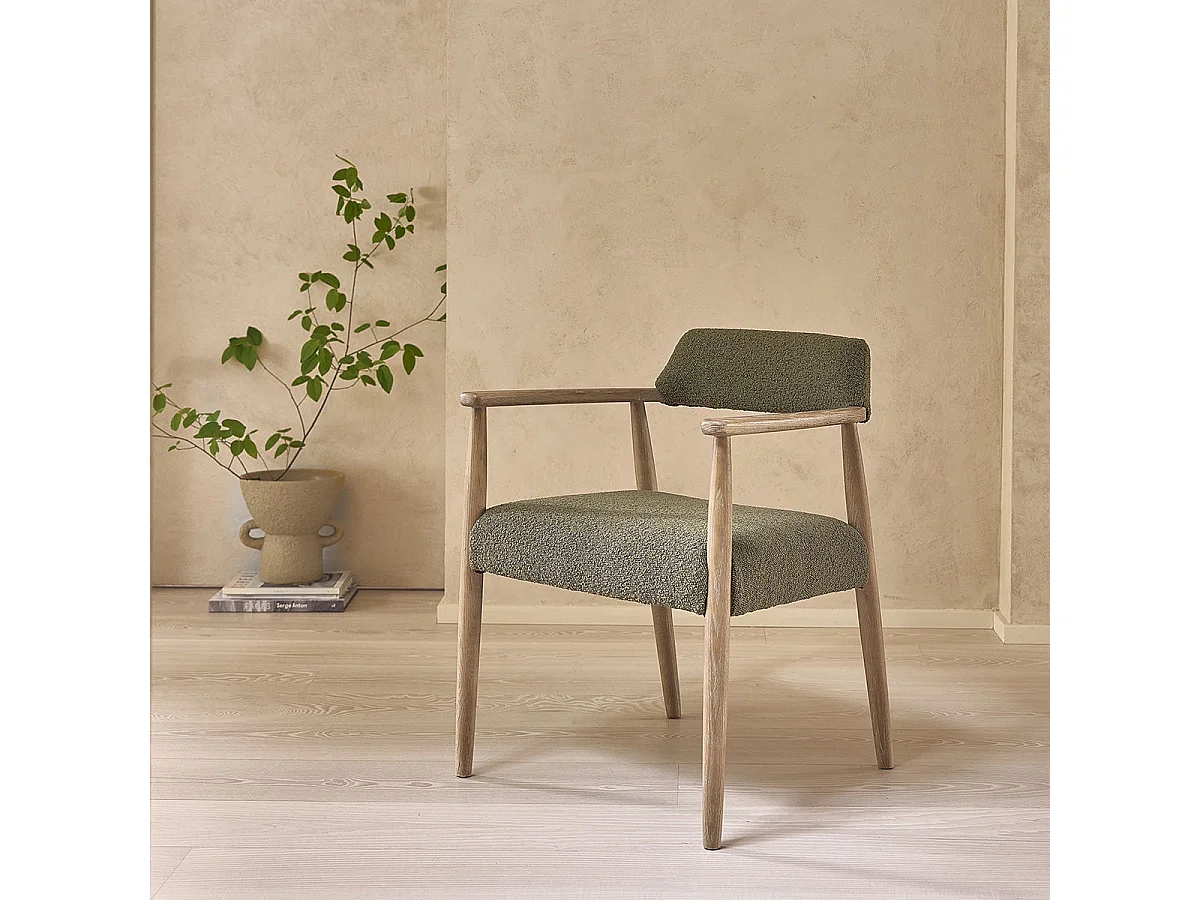 Lote de 2 sillas de roble con tela bouclette caqui