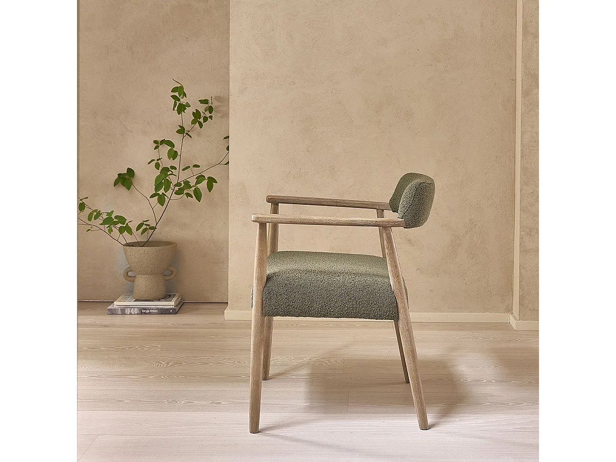 Lote de 2 sillas de roble con tela bouclette caqui