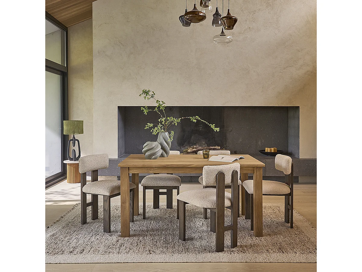 Sedia in rovere massello marrone con tessuto bouclé beige