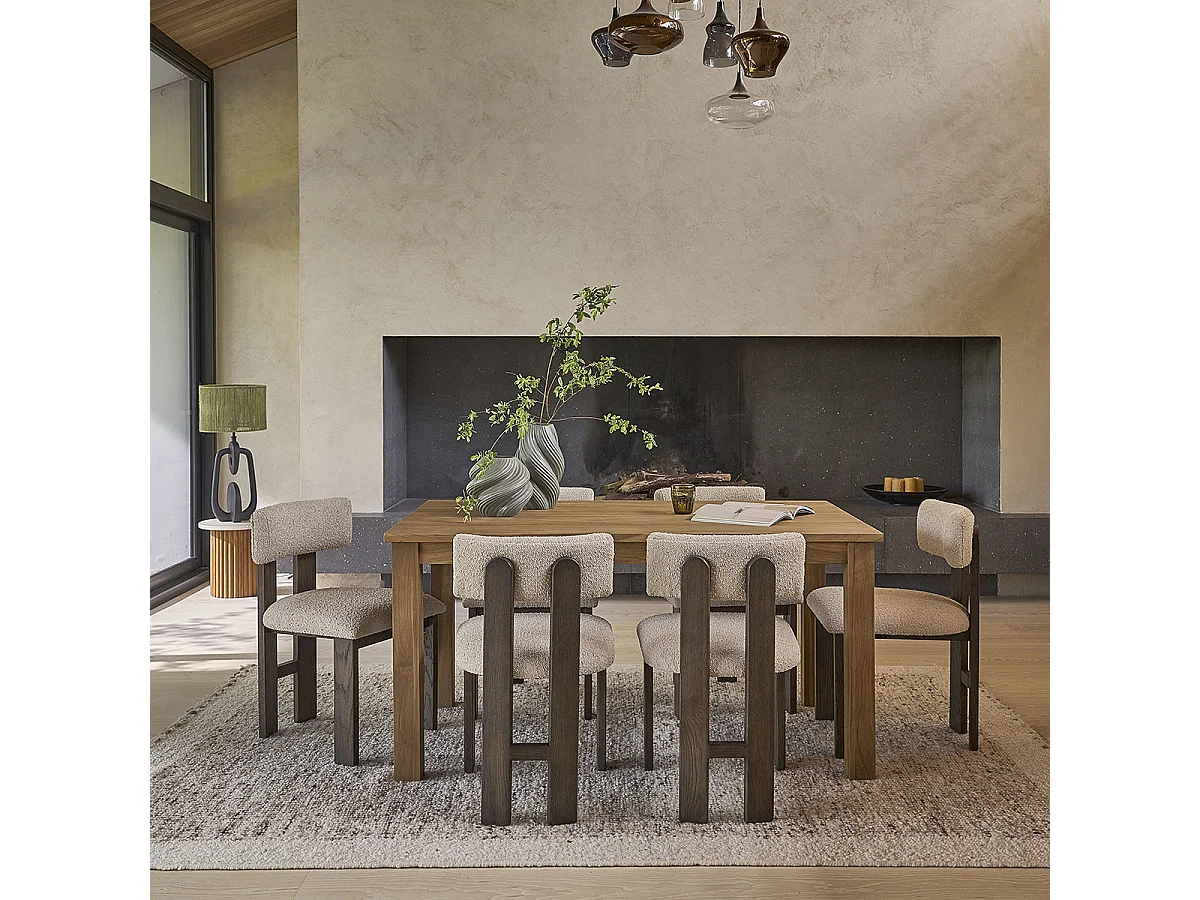 Sedia in rovere massello marrone con tessuto bouclé beige