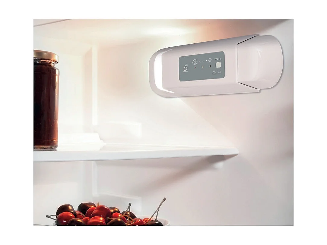 Whirlpool WBUF011 Frigorifero monoporta Da incasso 126 L E Grigio