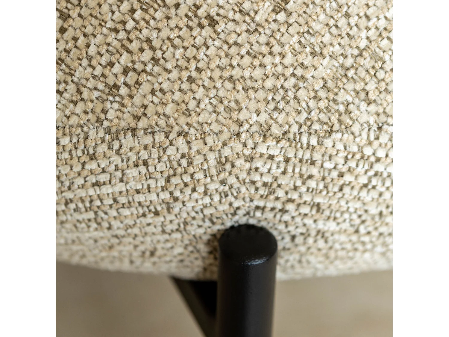 Now's Home - Ensemble Table Ovale 230cm+6 Chaises En Tweed Beige Et Métal Noir Gina
