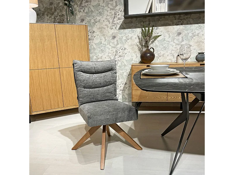 Lot 2 chaises pivotantes 360° tissu doux gris pieds bois – DARCY