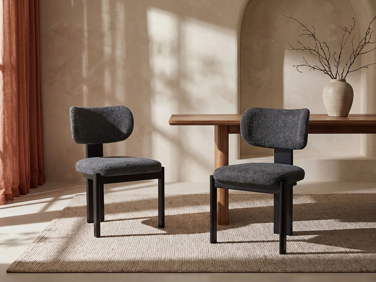 Juego de 6 sillas de tela bouclé y madera de caucho - Negro - WILANA