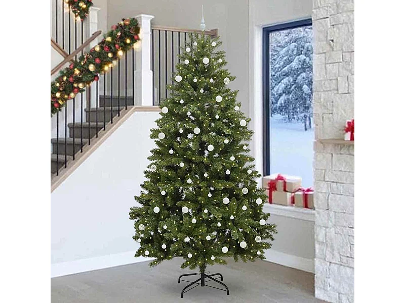 Kunstkerstboom Groen 270 cm PVC en Metalen