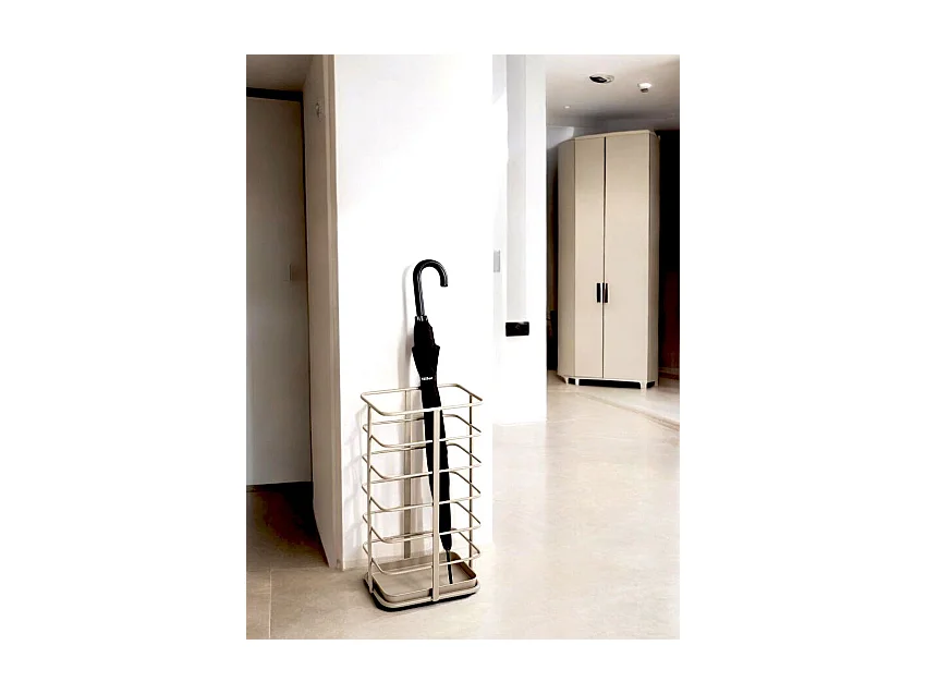 Porte parapluie en métal avec égouttoir coloris gris - Longueur 28 x Hauteur 50 x Profondeur 20 cm