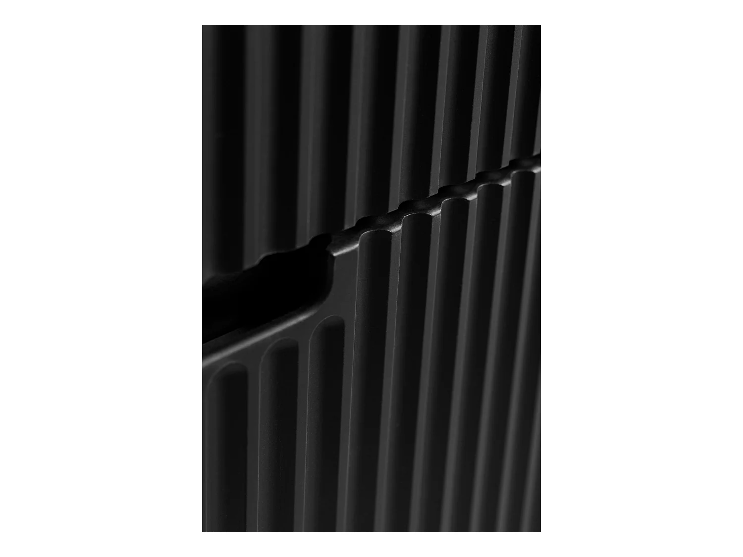 Meuble de salle de bain VENA avec façade rainurée 46 x 80 x 57 noir