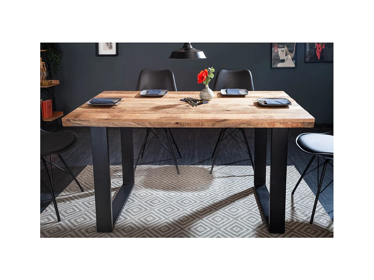 Table LODEN 120 cm – Plateau en bois massif de manguier verni – Pieds en U en métal noir