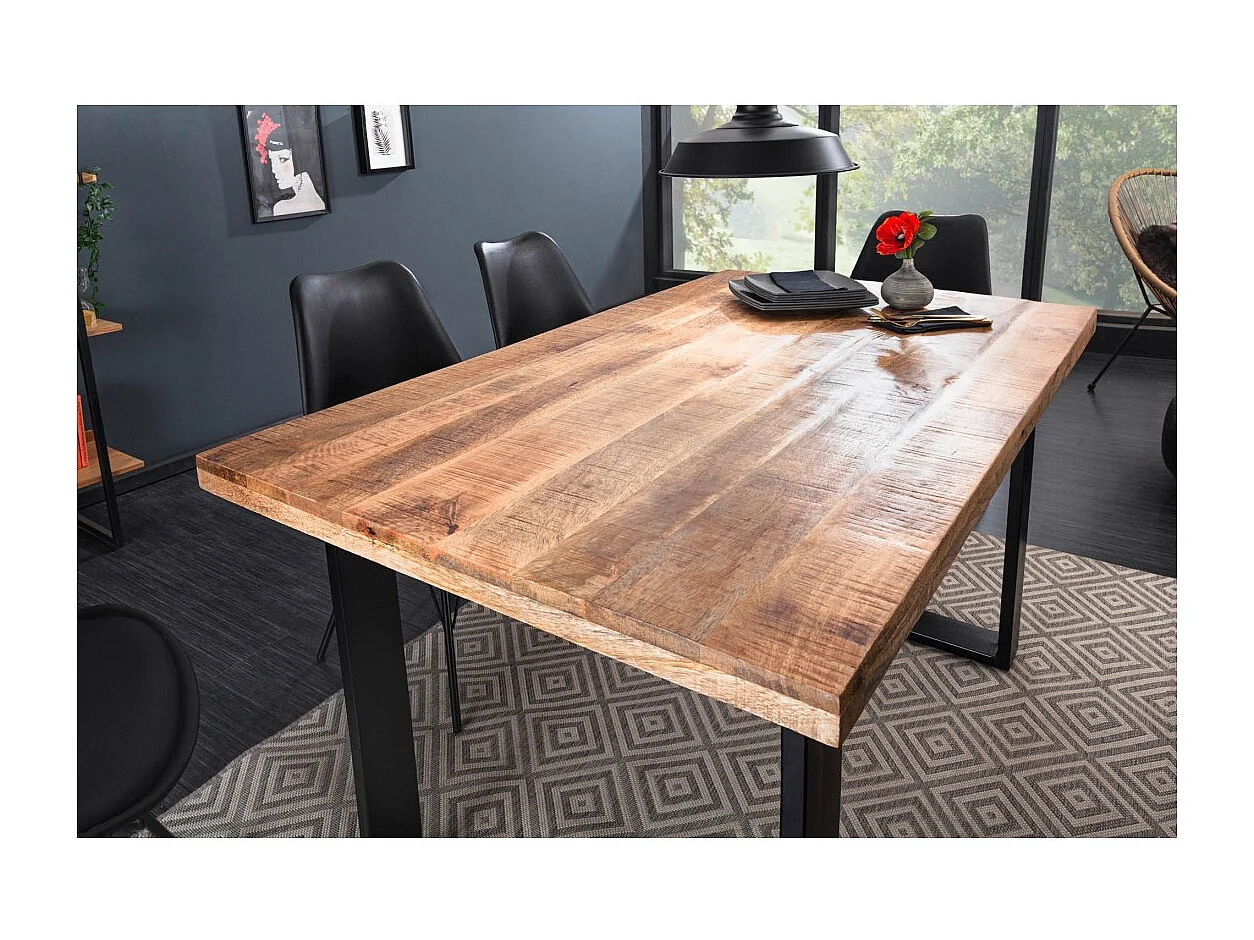 Table de salle à manger LODEN 140 cm – Plateau en bois massif de manguier verni – Pieds en U en métal noir