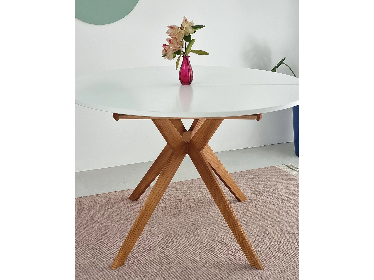 Table à manger ronde extensible 110cm Biju Noir Chêne