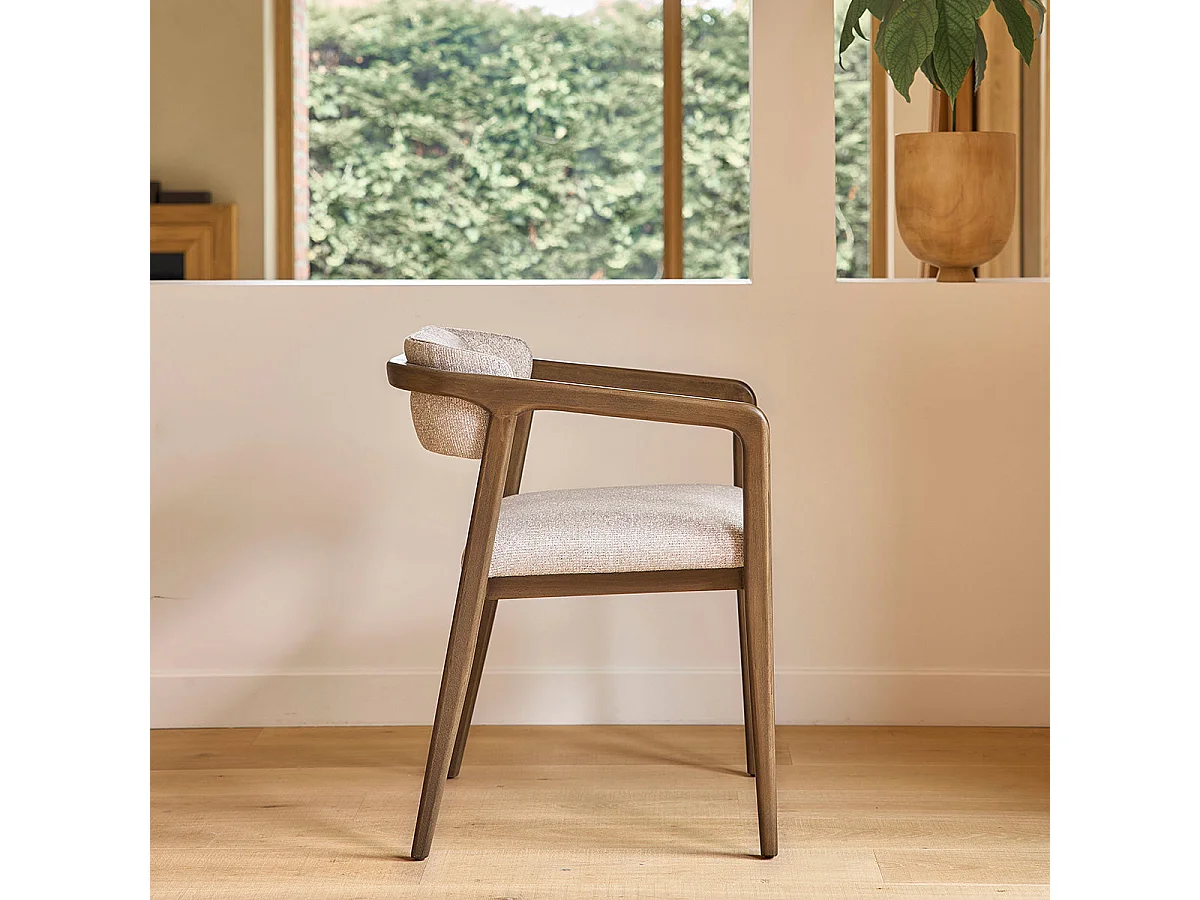 Sedia in legno massello con tessuto beige screziato