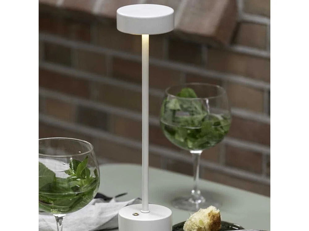 Lampe de table en métal Ganard led