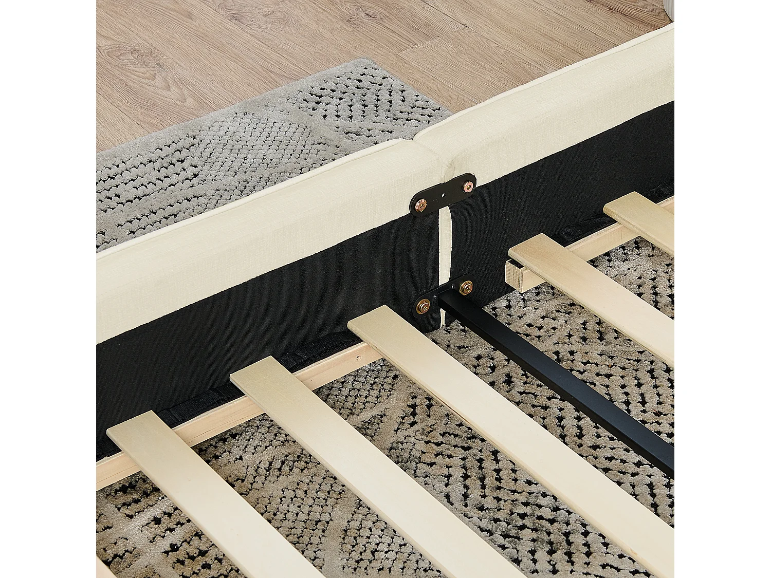 Lit double beige 160x200cm, sommier à lattes, tissu chenille (sans matelas)