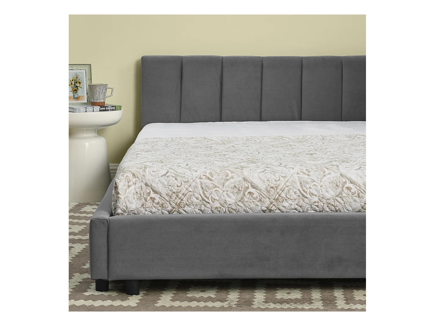 Tweepersoons slaapbank 140x200cm met hoge rugleuning, lattenbodem, grijs fluweel