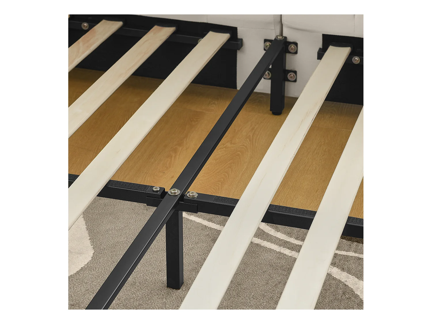 Tweepersoons slaapbank 160x200cm met hoge rugleuning, lattenbodem, beige fluweel