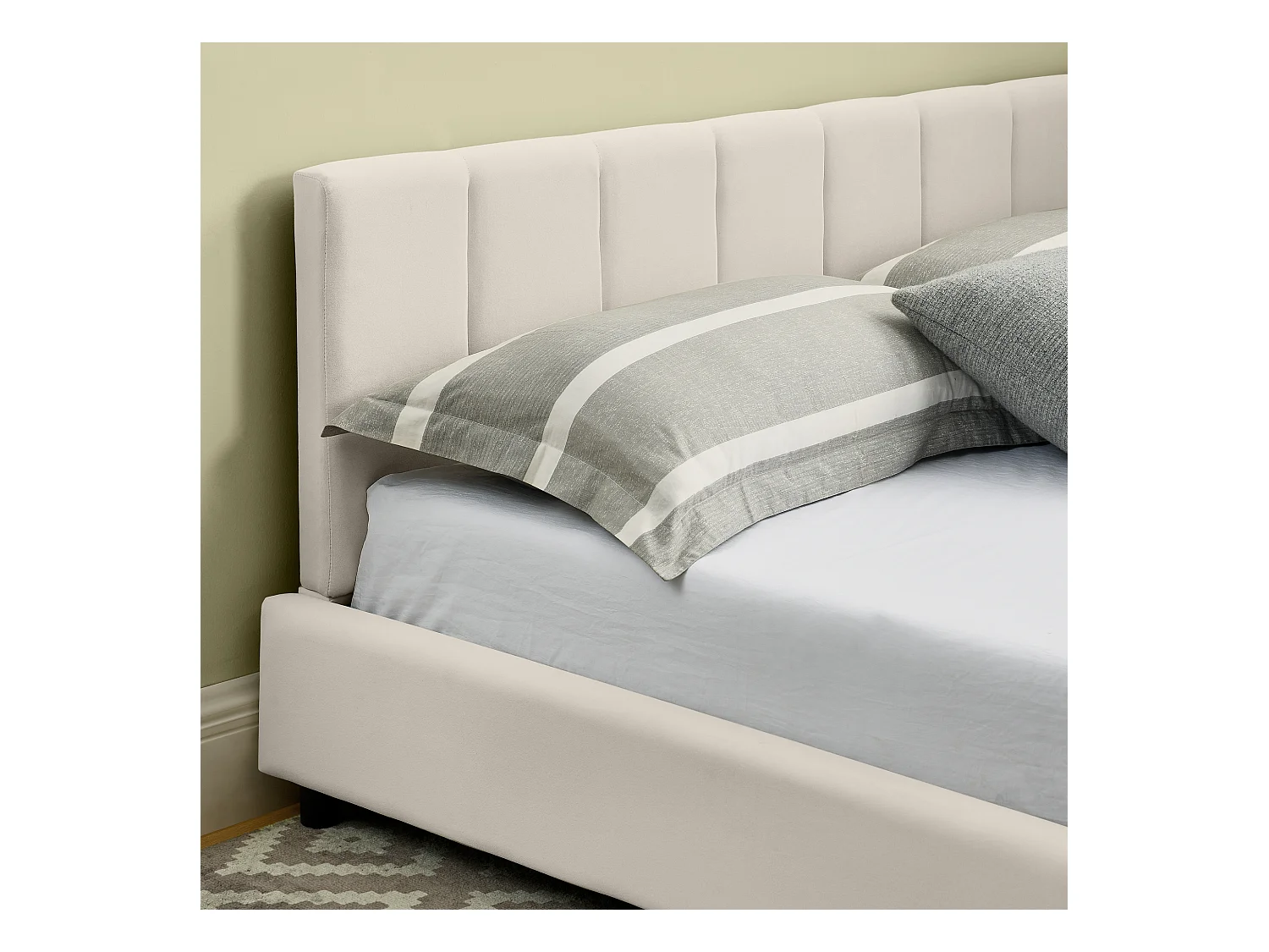 Tweepersoons slaapbank 140x200cm met hoge rugleuning, lattenbodem, beige fluweel