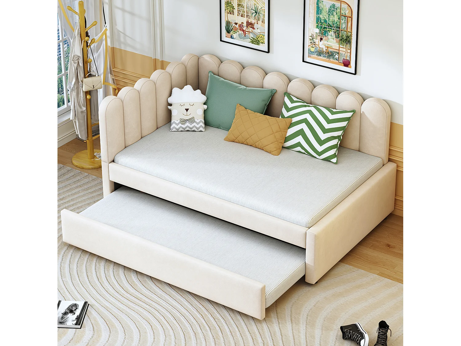 Lit d’angle rembourré 140x200 cm en velours beige, dossier à motif fleuri et lit gigogne pratique