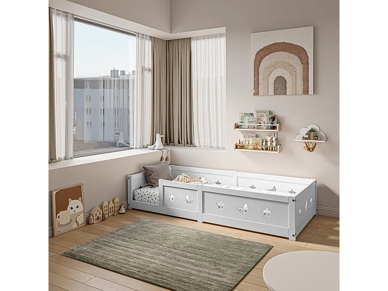 Lit enfant Montessori 120x200 cm en bois massif de pin avec barrière de sécurité et motifs lune et étoiles – Blanc
