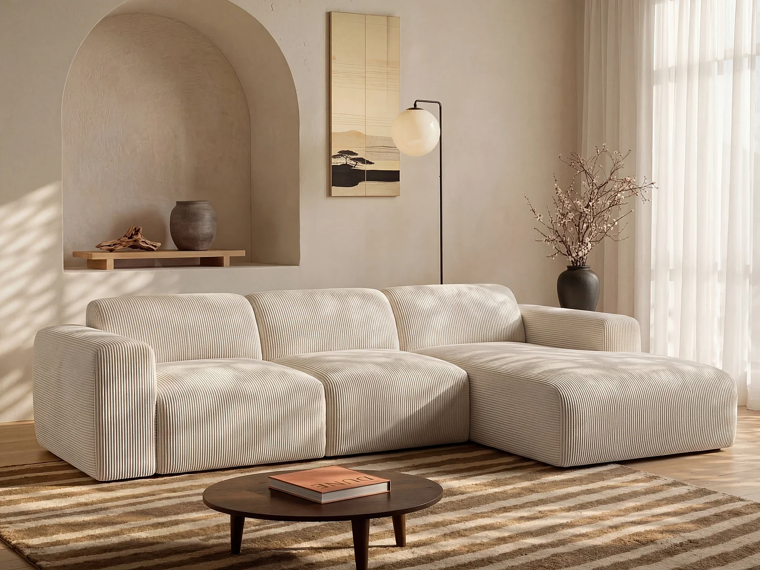 Grand canapé d'angle droit avec assise coulissante électrique en velours côtelé fines côtes beige POGNI de Maison Céphy