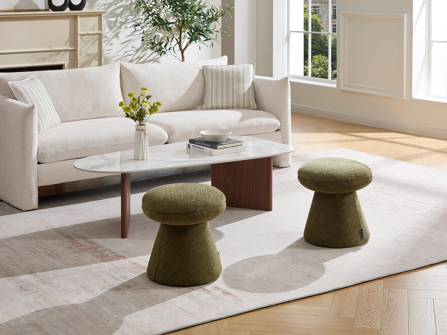 Pouf en tissu chenille vert ADEYOMA