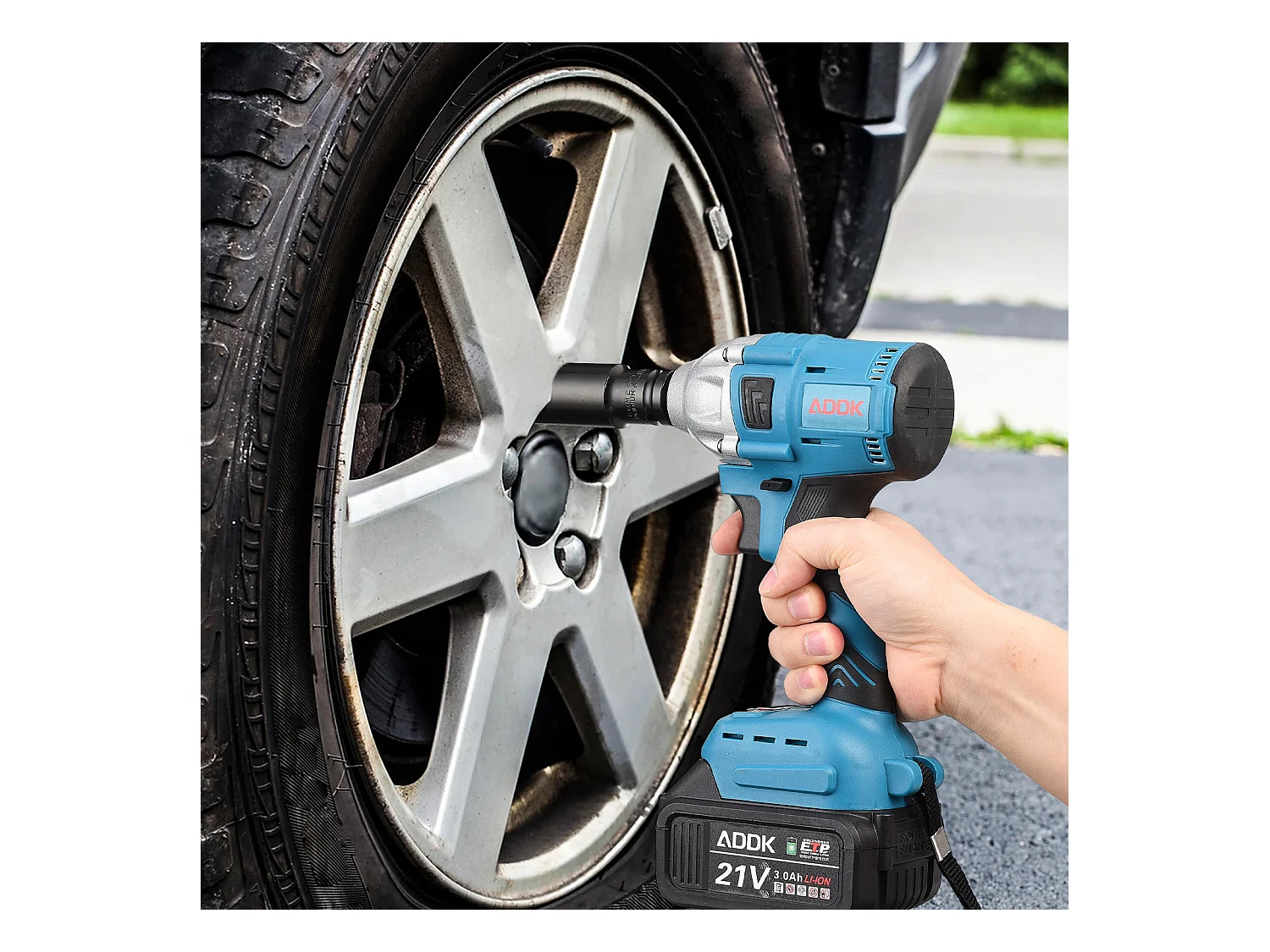 Chave de Impacto Sem Fio 21V 3,0Ah - Motor Sem Escovas - Caixa com 25 Acessórios - Azul