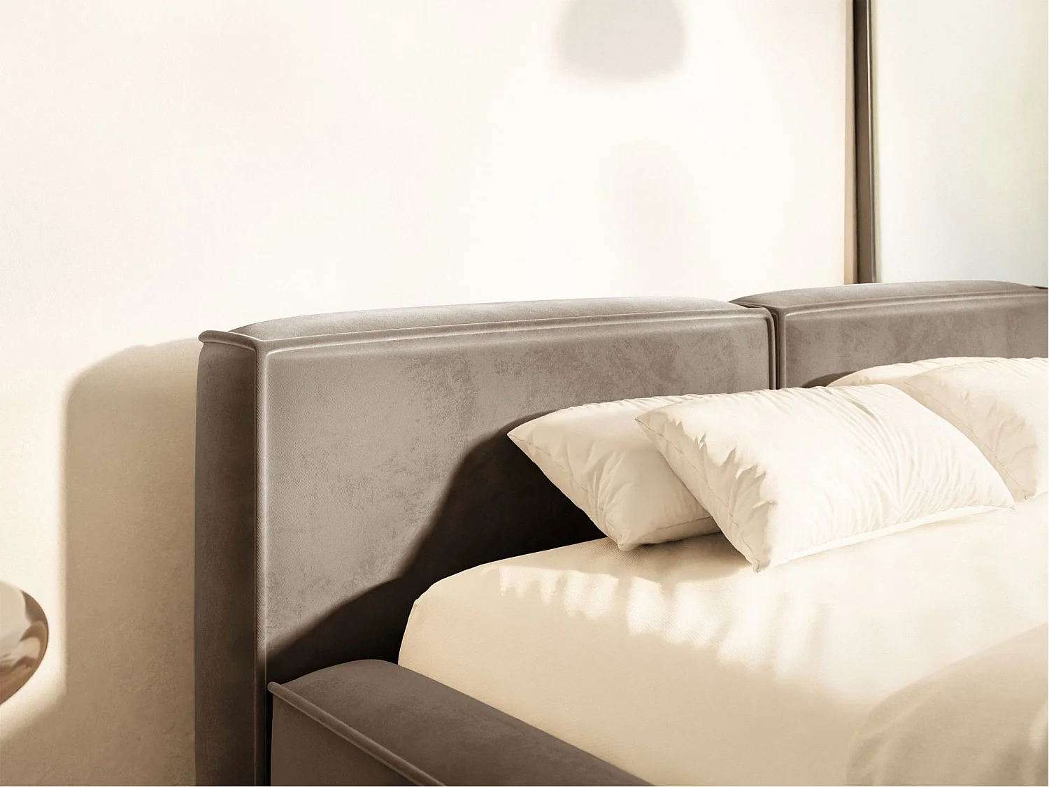 Lit coffre 140x200 avec coffre – sommier à lattes – velours – brun clair – TILVES SLIM