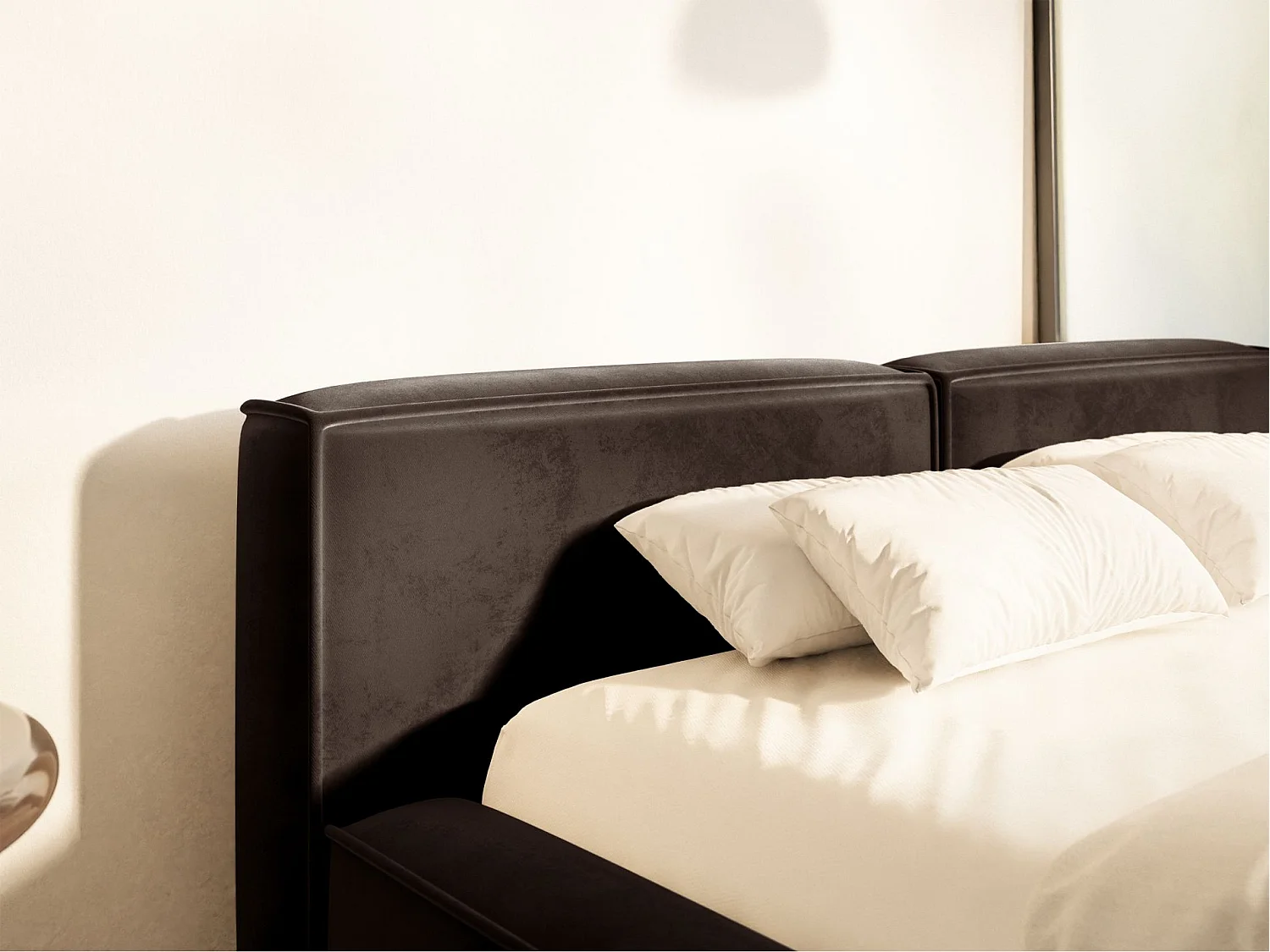 Lit coffre 140x200 avec coffre – sommier à lattes – velours – brun – TILVES SLIM