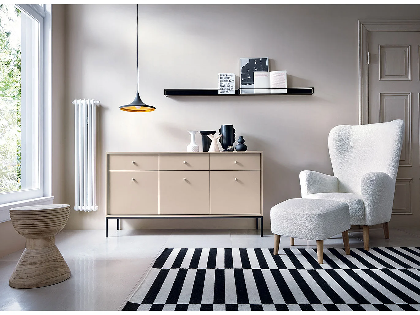 SIDEBOARD Mono beige / schwarz 153 / 39 / 83cm