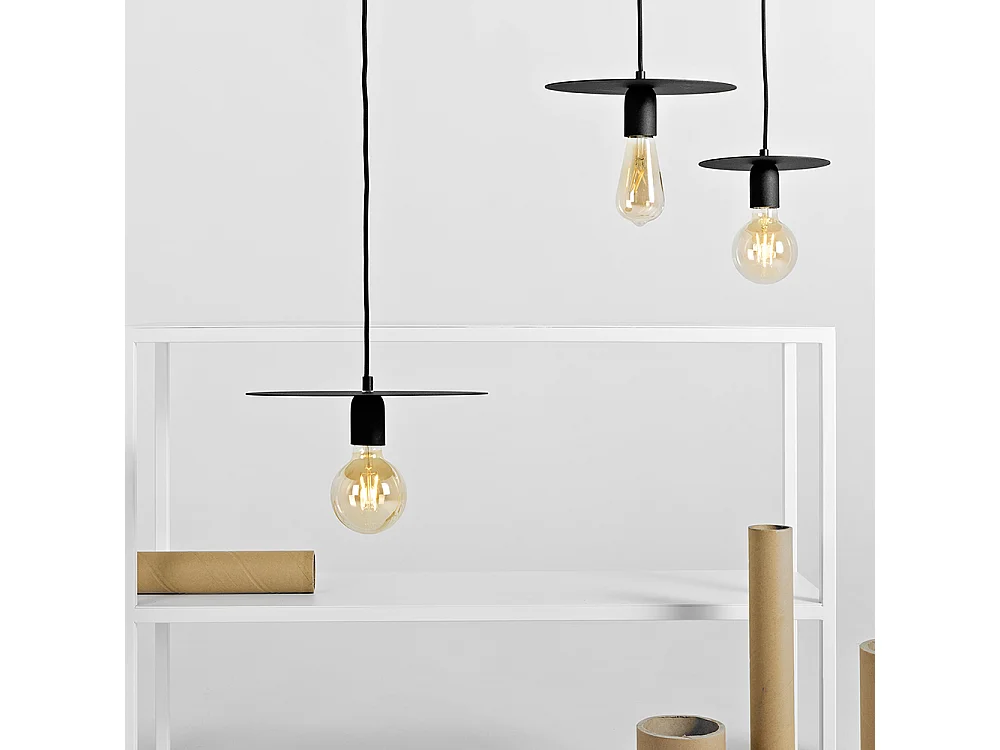 Pendelleuchte schwarz Skivas M