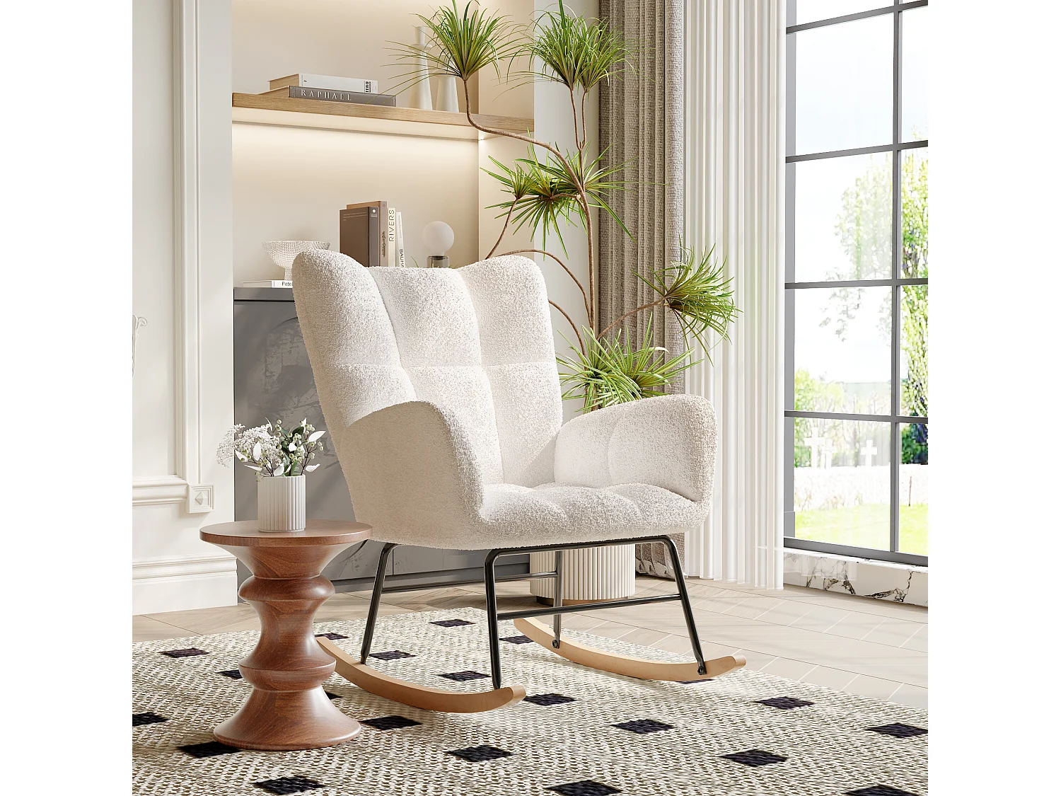 Fauteuil à bascule en tissu teddy blanc cassé, design cosy et moderne pour salon, chambre ou coin lecture