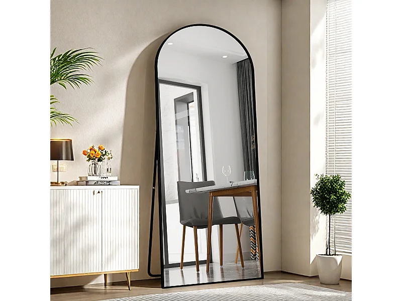 Spiegel op ware grootte 180 x 80 cm van gehard glas met zwart aluminium frame, gebogen vorm, grote staande spiegel