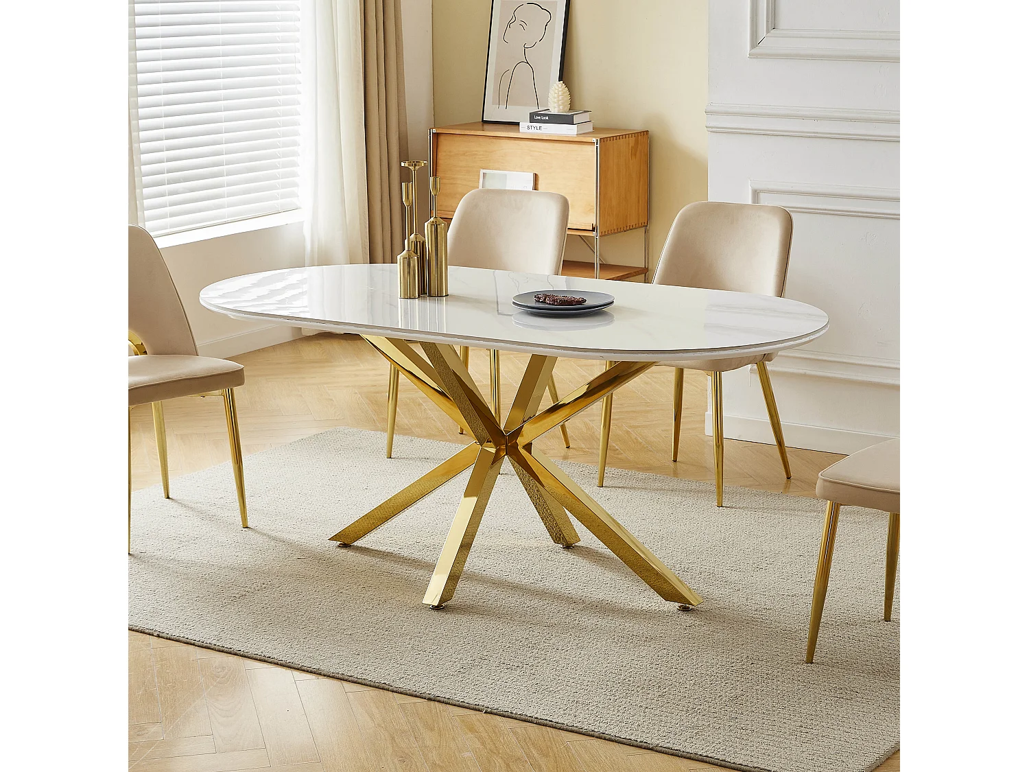 Tavolo da pranzo LUCIA – 8 persone – Piano in ceramica effetto marmo bianco – Gambe in metallo dorato