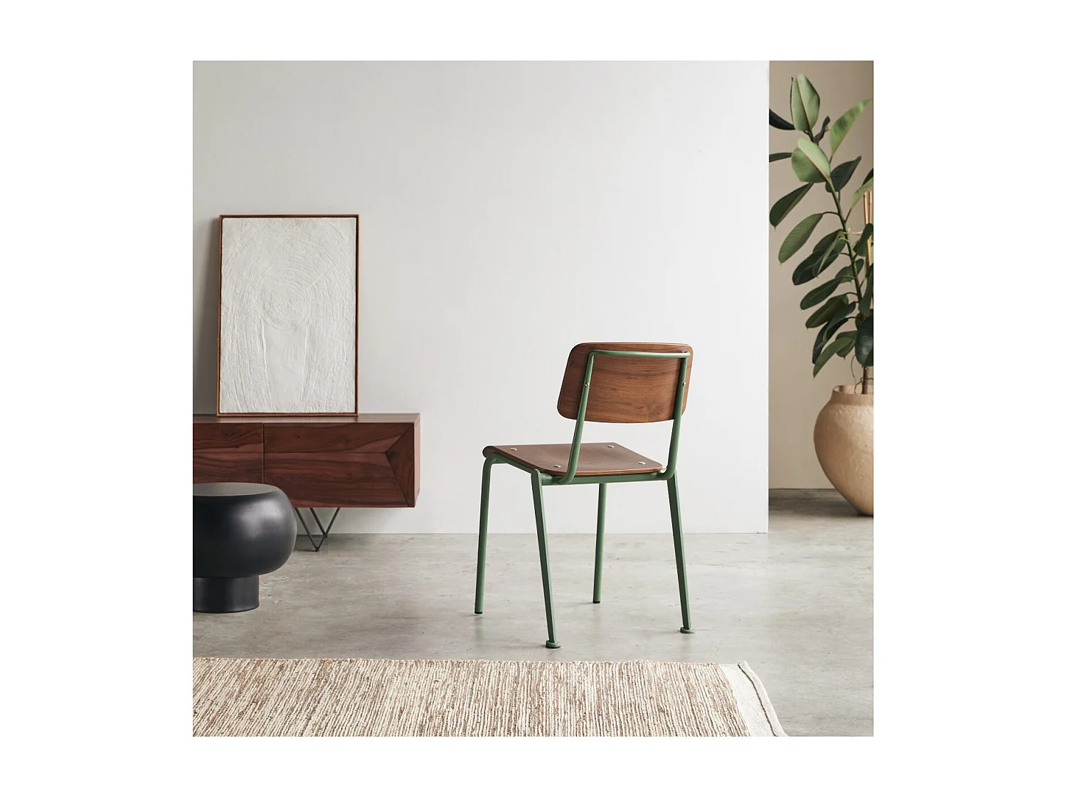 Sedia in metallo e legno di noce Mio lichen